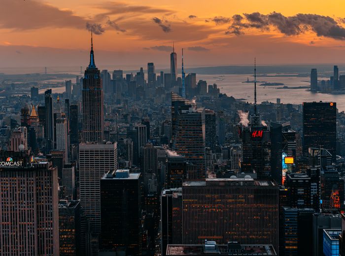 United States visit visa destination image showing New York City skyline at sunset